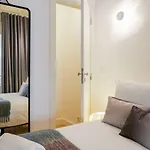 Hip Tailor Made Flat In Bairro Alto Lisboa