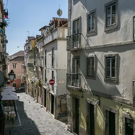 Hip Tailor Made Flat In Bairro Alto * Lisbona